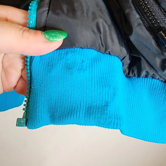 Columbia Reversible Vintage bomber nylon coat. Blue green and black. Size large - Picture 11 of 14